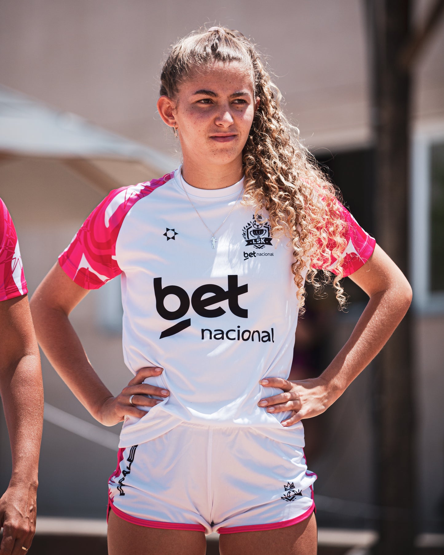 P FEMININO